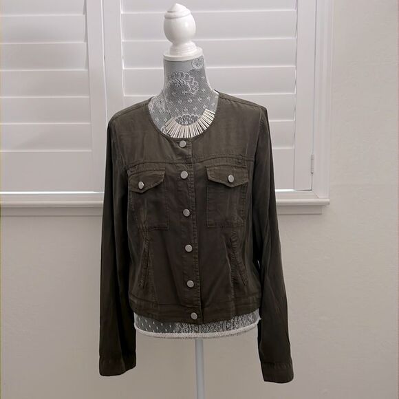 NWOT Sanctuary Women’s Green button jacket Size Large - Picture 1 of 6